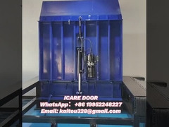 Dock leveler (vertical) suitable for cold storage