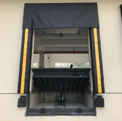Buy Power Driven Mechanical Dock Shelter with 3.0 mm Thickness PVC Curtain for Sealing and Insulation online manufacture