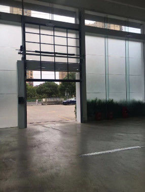 Transparent Aluminum Industrial Sectional Doors For Fire Protection Exhibition Halls