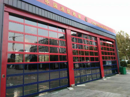 Transparent Aluminum Industrial Sectional Doors For Fire Protection Exhibition Halls