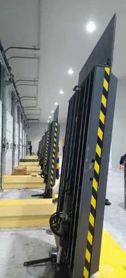 Hydraulic Loading Vertical Dock Leveler For Cold Storage Railway Platforms