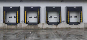 Weatherproof Loading Dock Shelter For All Vehicle -35°C To 70°C Operating Temp