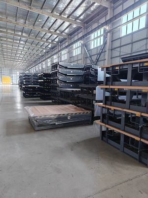 Electric Hydraulic Loading Dock Leveler Dynamic Load 6800kg / Static Load 13600kg