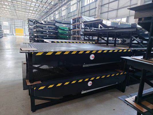 Durable Hydraulic Dock Leveler easy Operation Unloading Loading Dock Truck Levelers