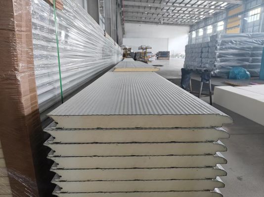Insulated Sectional Doors  can be interlocked with loading and unloading platform