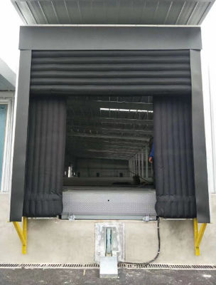 IP54 Airbag Inflatable Dock Shelter Thermal Insulation Sealing For Unloading Ports