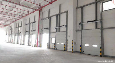 Insulated Industrial Sectional Doors RAL9006 / RAL9002 Color For Warehouse